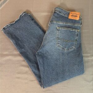 Levi’s Signature Gold Loose Straight Jeans – Men’s 34x30 – Classic Blue Denim